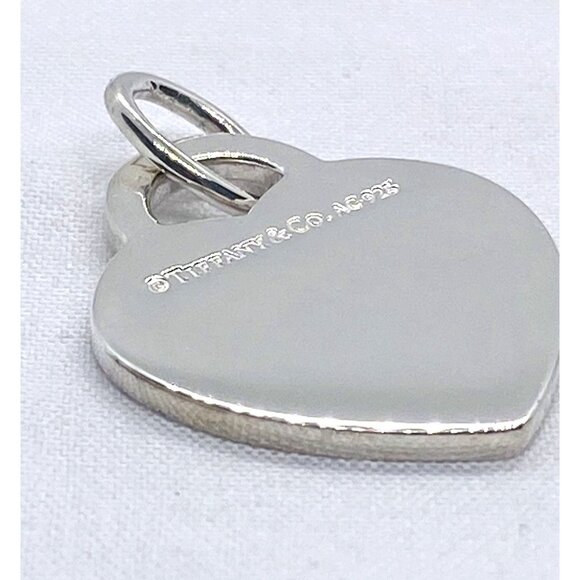 SOLD!!! Tiffany & Co Sterling Silver 925 Letter J Alphabet Initial Heart - Picture 5 of 5